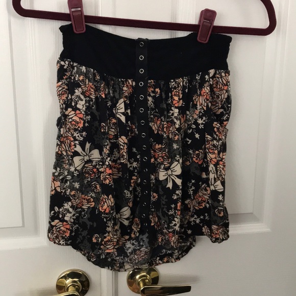 Mimi Chica Skirt - Picture 1 of 2